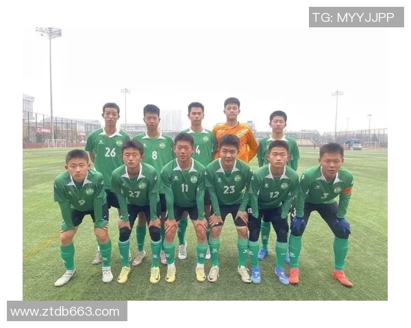 重庆足球队在全国速度排行榜中荣登第九名展现出强劲实力与潜力